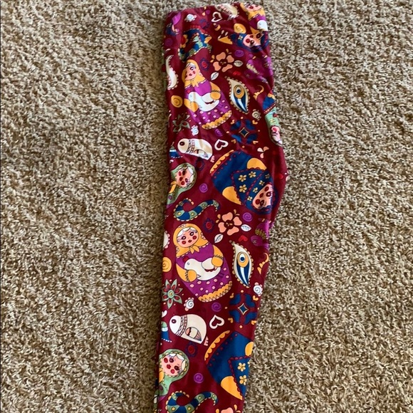 LulaRoe Russian Dolls leggings - Picture 1 of 2